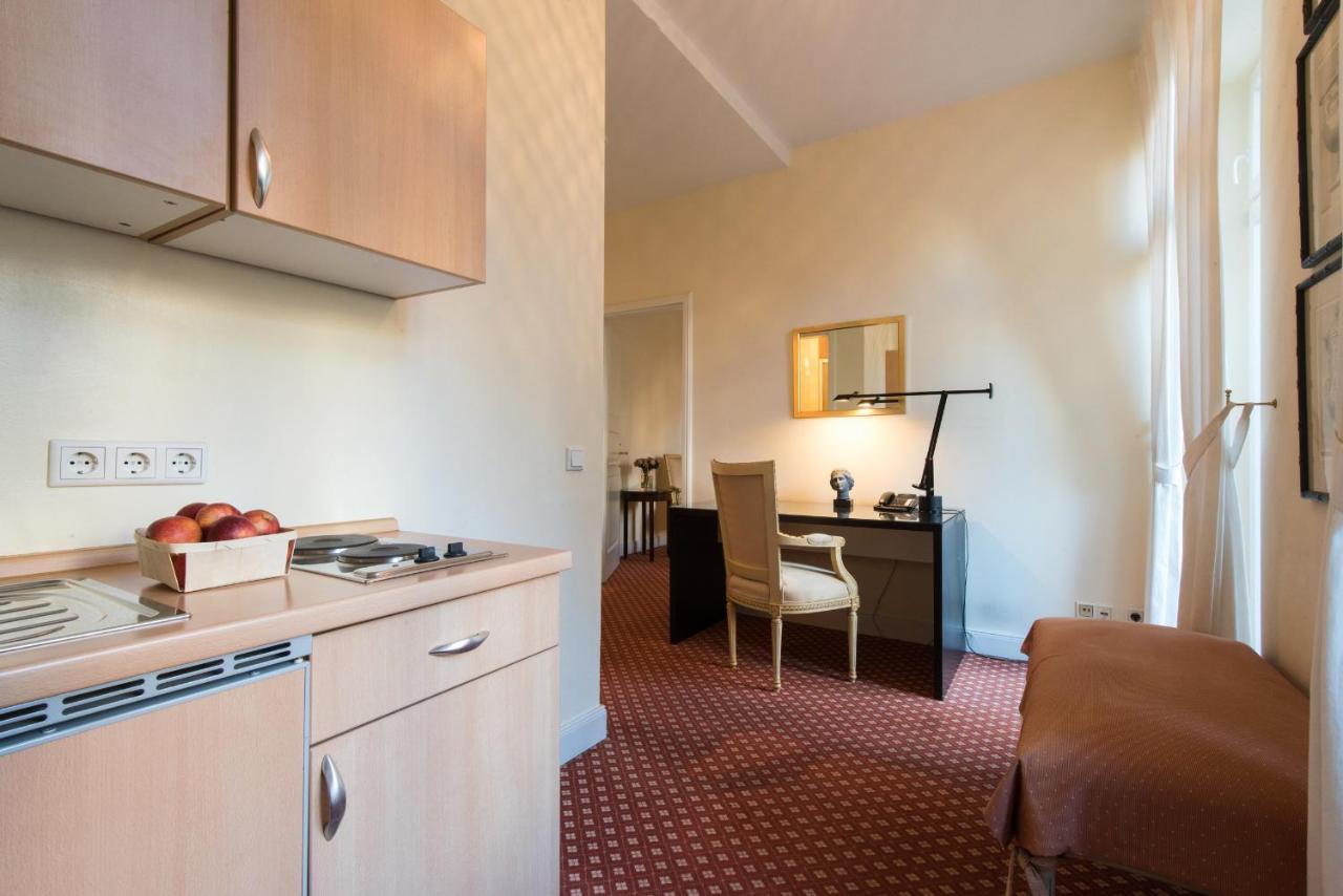Dirazi Guesthouse & Apartments Gmbh Frankfurt am Main Bagian luar foto