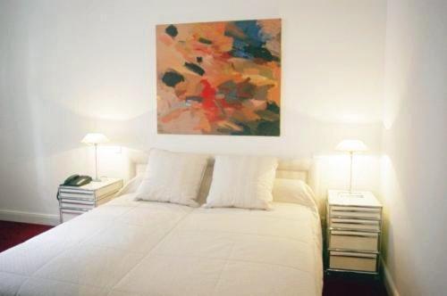 Dirazi Guesthouse & Apartments Gmbh Frankfurt am Main Bagian luar foto