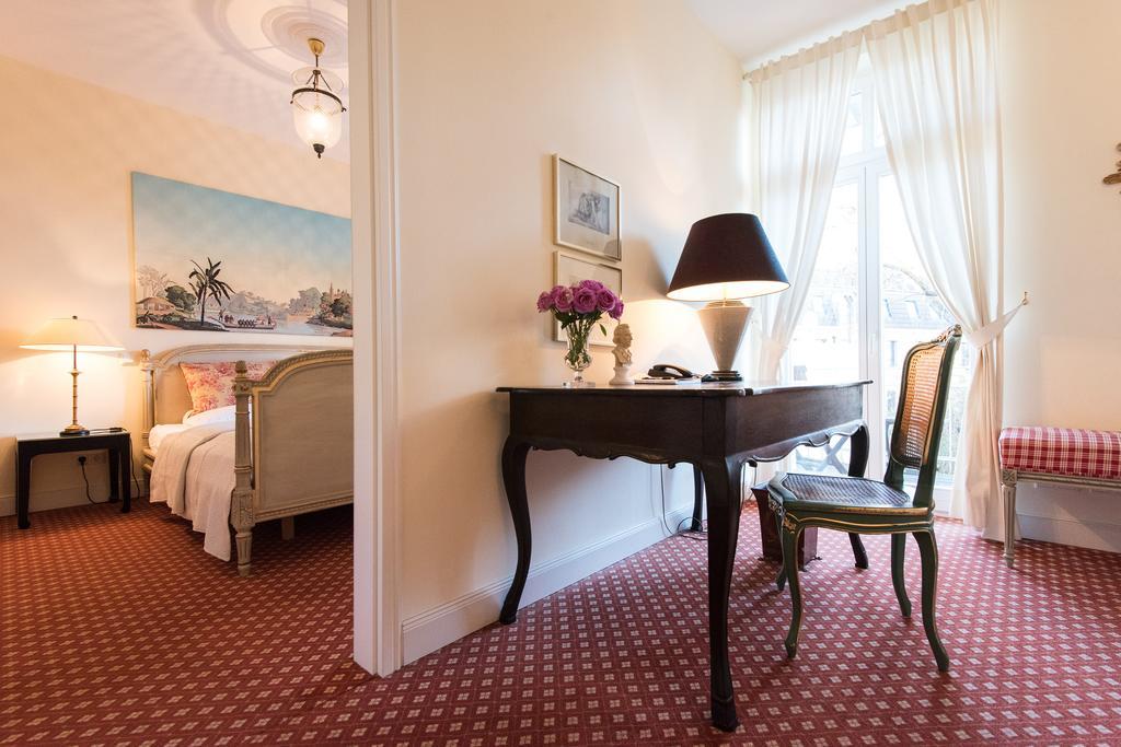 Dirazi Guesthouse & Apartments Gmbh Frankfurt am Main Bagian luar foto
